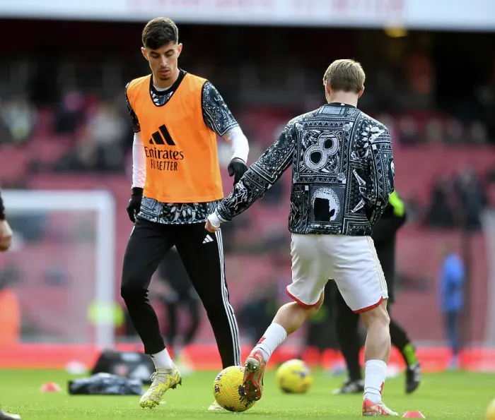 Framed Print : Arsenal's Kai Havertz Gears Up: Arsenal FC vs Brighton & Hove Albion, Premier League 2023-24 Framed Print : Arsenal's Kai Havertz Gears Up: Arsenal FC vs Brighton & Hove Albion, Premier League 2023-24