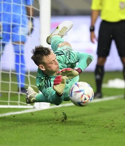 Arsenal's Karl Hein Heroics: Penalty Save Secures Dubai Super Cup Victory