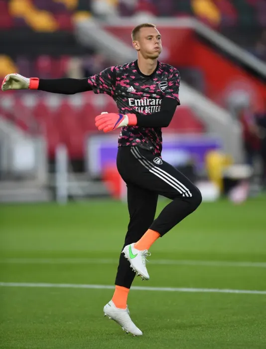 Framed Print : Arsenal's Karl Hein Prepares for Brentford Clash in Premier League (2021-22)