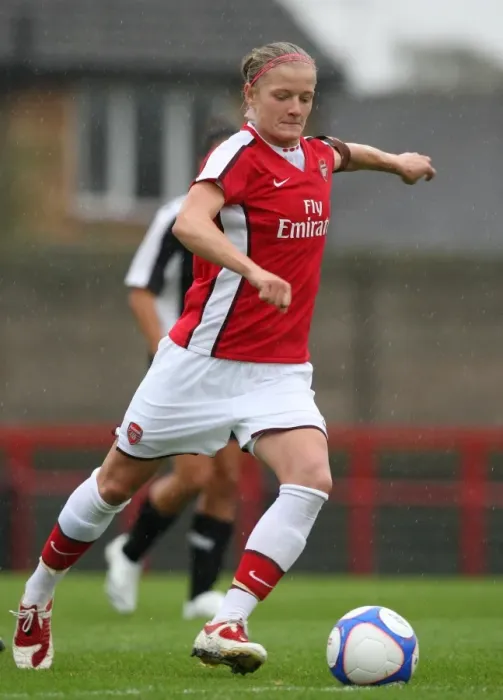 Framed Print : Arsenal's Katie Chapman Scores in 9-0 UEFA Women's Champions League Victory over PAOK Thessaloniki Framed Print : Arsenal's Katie Chapman Scores in 9-0 UEFA Women's Champions League Victory over PAOK Thessaloniki