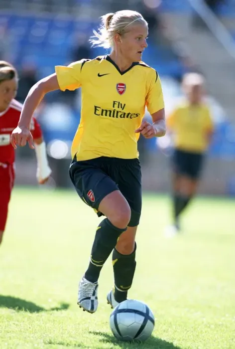 Framed Print : Arsenal's Katie Chapman Scores Six Goals Against Femina Budapest in UEFA Cup Framed Print : Arsenal's Katie Chapman Scores Six Goals Against Femina Budapest in UEFA Cup