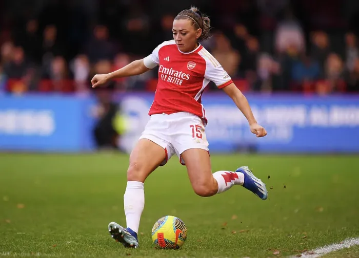 Framed Print : Arsenal's Katie McCabe in Action against Brighton & Hove Albion in Barclays Women's Super League (2023-24)