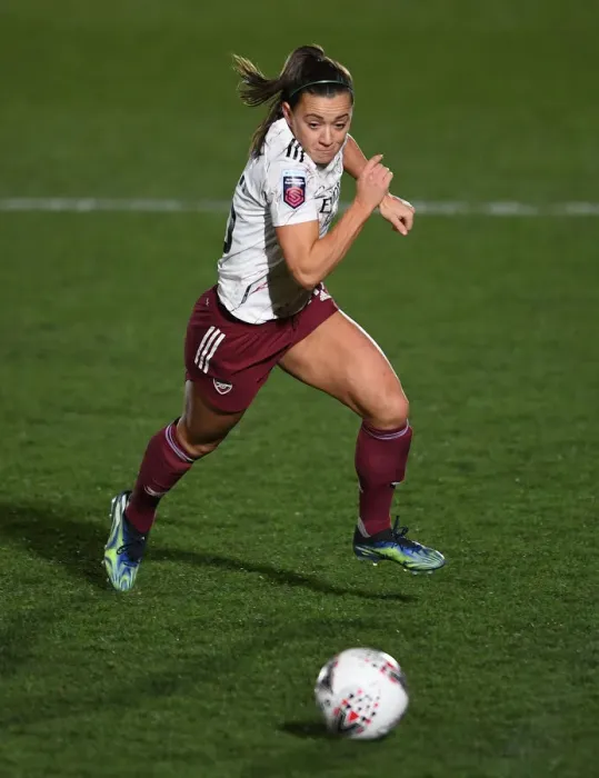 Framed Print : Arsenal's Katie McCabe in Action against Chelsea Women in FA WSL Clash Framed Print : Arsenal's Katie McCabe in Action against Chelsea Women in FA WSL Clash