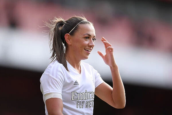 Arsenal's Katie McCabe Gears Up for Battle Against Chelsea Women at Emirates Stadium (FA WSL 2022-23)