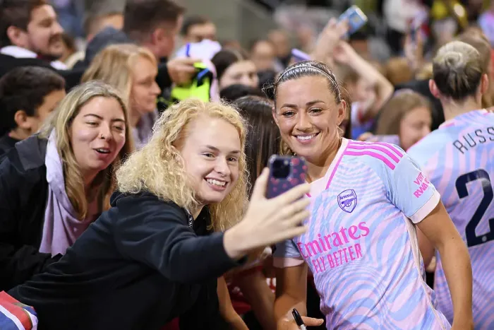 Framed Print : Arsenal's Katie McCabe Greets Fans After Manchester United vs Arsenal Women's Super League Match, 2023-24