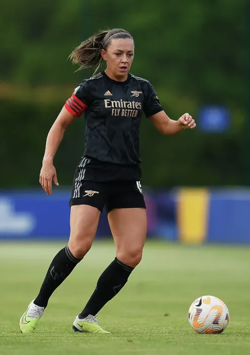 Framed Print : Arsenal's Katie McCabe Scores Past Everton in FA Women's Super League Showdown (2022-23)