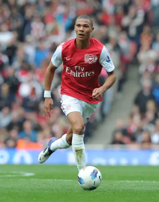 Framed Print : Arsenal's Kieran Gibbs in Action against Sunderland (2011-12) Framed Print : Arsenal's Kieran Gibbs in Action against Sunderland (2011-12)