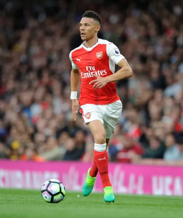 Framed Print : Arsenal's Kieran Gibbs in Action Against Sunderland (2016-17) Framed Print : Arsenal's Kieran Gibbs in Action Against Sunderland (2016-17)