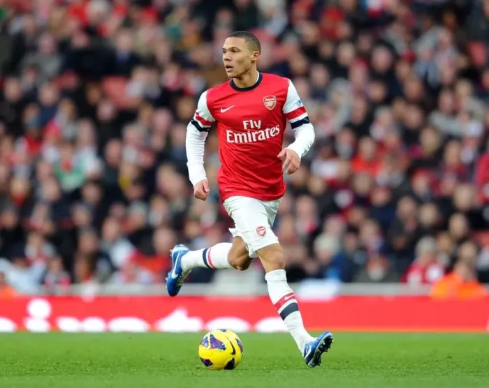 Framed Print : Arsenal's Kieran Gibbs in Action Against West Bromwich Albion (2012-13) Framed Print : Arsenal's Kieran Gibbs in Action Against West Bromwich Albion (2012-13)