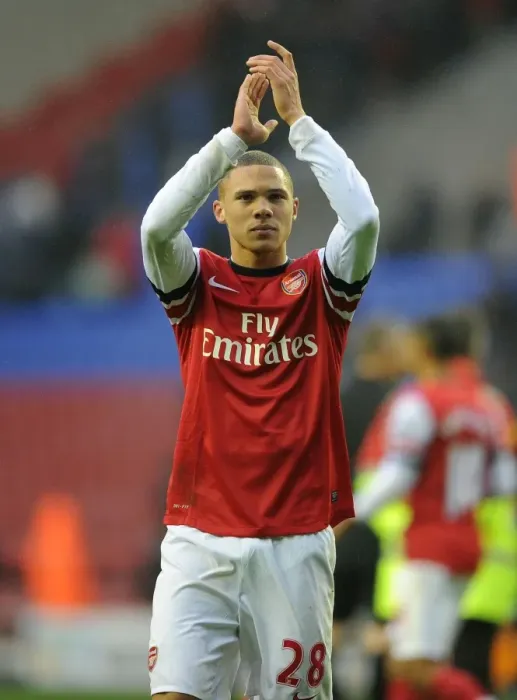 Framed Print : Arsenal's Kieran Gibbs Celebrates with Fans after Wigan Victory