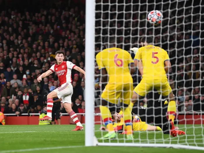 Framed Print : Arsenal's Kieran Tierney in Action: Arsenal vs Crystal Palace, Premier League 2021-22 Framed Print : Arsenal's Kieran Tierney in Action: Arsenal vs Crystal Palace, Premier League 2021-22