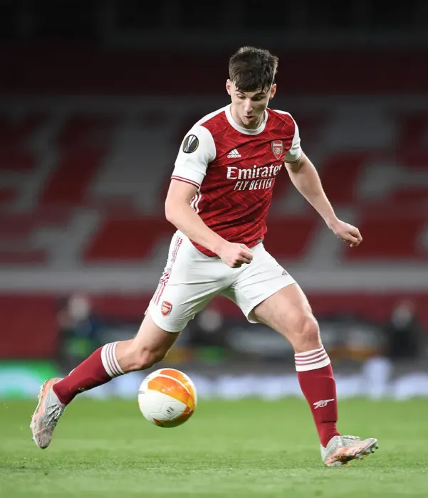 Framed Print : Arsenal's Kieran Tierney in Action at Empty Emirates Stadium: Europa League Semi-Final vs Villarreal