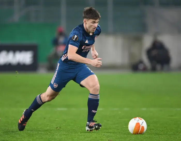 Framed Print : Arsenal's Kieran Tierney in Action against Rapid Vienna in UEFA Europa League