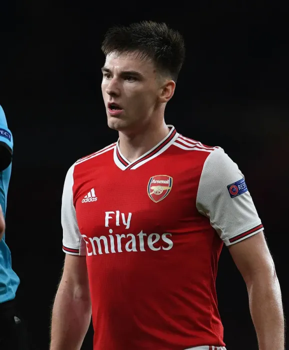 Framed Print : Arsenal's Kieran Tierney in Action Against Standard Liege in Europa League (2019-20) Framed Print : Arsenal's Kieran Tierney in Action Against Standard Liege in Europa League (2019-20)