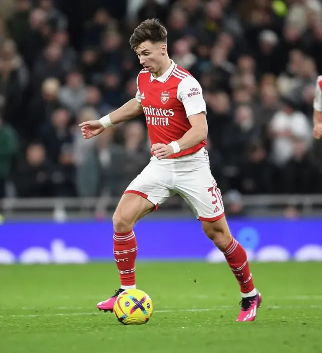 Framed Print : Arsenal's Kieran Tierney in Action against Tottenham Hotspur - Premier League 2022-23 Framed Print : Arsenal's Kieran Tierney in Action against Tottenham Hotspur - Premier League 2022-23