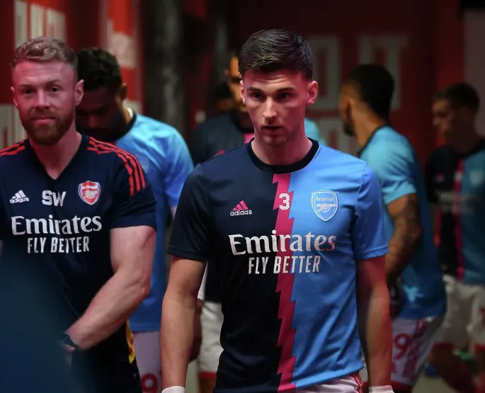 Framed Print : Arsenal's Kieran Tierney Gears Up for Arsenal v Brighton & Hove Albion (2022-23)