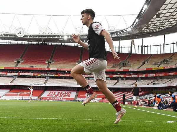 Arsenal's Kieran Tierney Prepares for Emirates Showdown: Arsenal vs. West Bromwich Albion (2021-22) - Behind Closed Doors