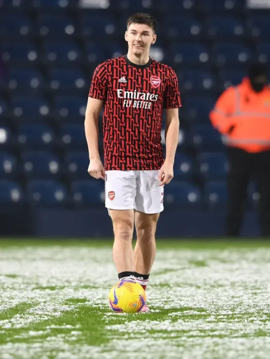 Framed Print : Arsenal's Kieran Tierney Readies for West Bromwich Albion Clash in Premier League (January 2021) Framed Print : Arsenal's Kieran Tierney Readies for West Bromwich Albion Clash in Premier League (January 2021)