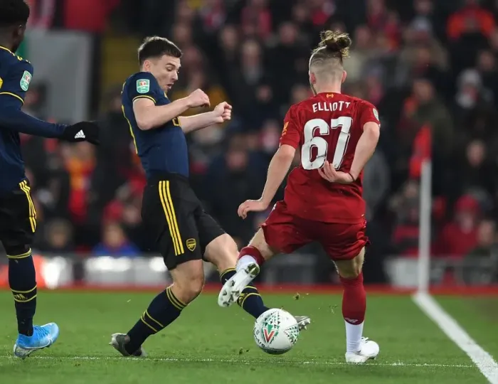 Framed Print : Arsenal's Kieran Tierney Tackles Harvey Elliott in Carabao Cup Clash vs. Liverpool