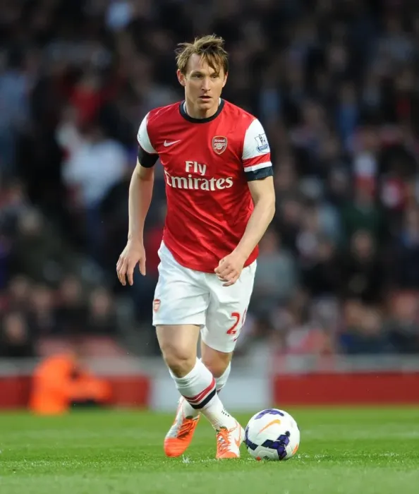 Framed Print : Arsenal's Kim Kallstrom in Action Against West Ham United, Premier League 2013-2014 Framed Print : Arsenal's Kim Kallstrom in Action Against West Ham United, Premier League 2013-2014