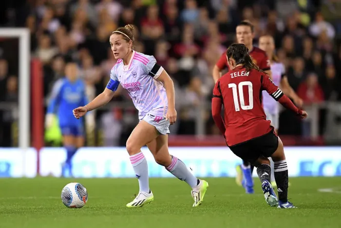 Framed Print : Arsenal's Kim Little in Action: Arsenal vs Manchester United, Barclays Women's Super League (2023-24)
