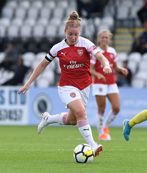 Arsenal's Kim Little in Action: Arsenal Women vs West Ham United - Continental Cup