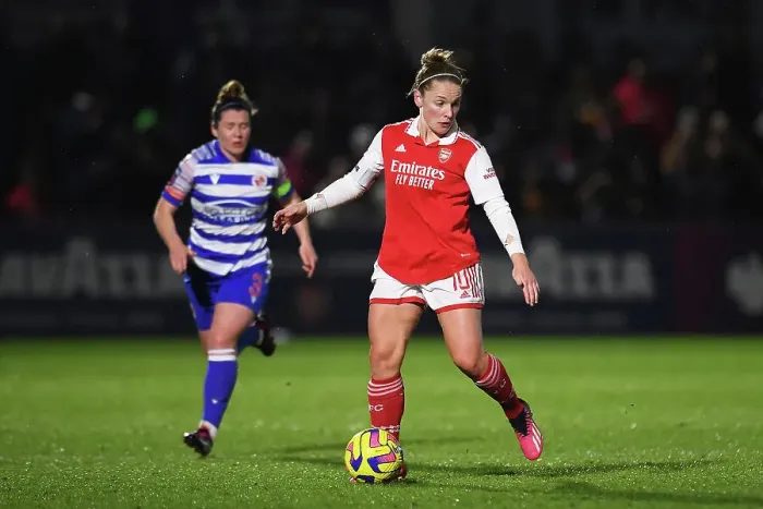Framed Print : Arsenal's Kim Little Dazzles in FA Women's Super League: Arsenal Women vs. Reading