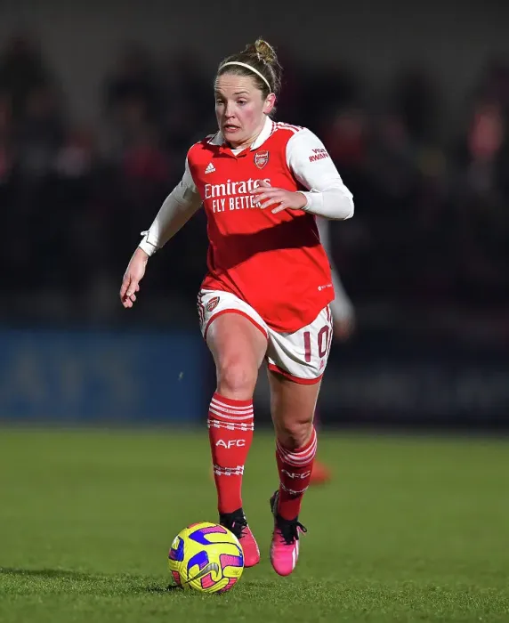 Framed Print : Arsenal's Kim Little Faces Off Against Manchester City in FA WSL Cup Semi-Final Showdown