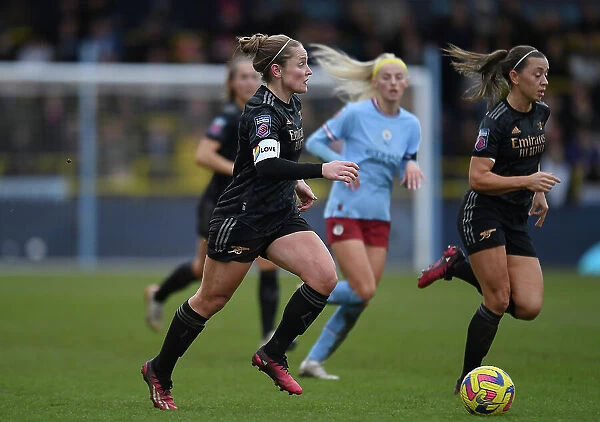 Arsenal's Kim Little Fights for Victory in Intense Barclays Women's Super League Clash Against Manchester City