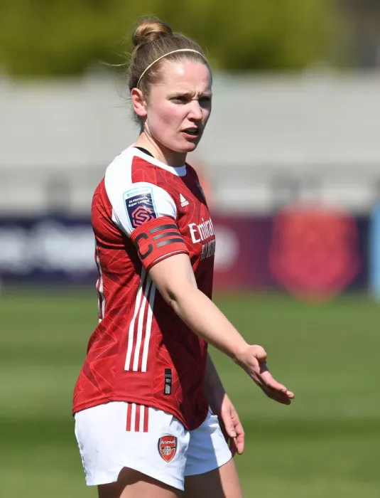 Framed Print : Arsenal's Kim Little Shines in Empty Meadow Park: Arsenal Women Outshine Brighton & Hove Albion in FA WSL 2021