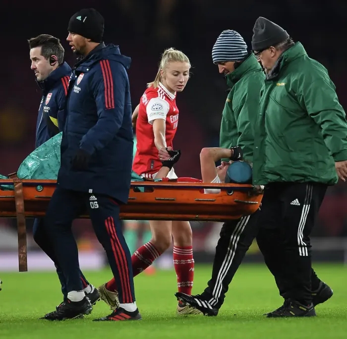 Framed Print : Arsenal's Kim Little: Unwavering Focus Ahead of Arsenal vs Olympique Lyonnais, UEFA Women's Champions League (2022-23) Framed Print : Arsenal's Kim Little: Unwavering Focus Ahead of Arsenal vs Olympique Lyonnais, UEFA Women's Champions League (2022-23)