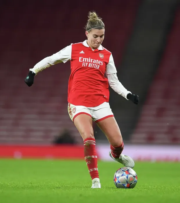Framed Print : Arsenal's Kim Little: Unwavering Focus Before Arsenal vs. Olympique Lyonnais, UEFA Women's Champions League, 2022-23 Framed Print : Arsenal's Kim Little: Unwavering Focus Before Arsenal vs. Olympique Lyonnais, UEFA Women's Champions League, 2022-23