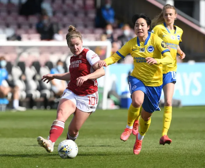 Framed Print : Arsenal's Kim Little vs. Brighton's Lee Geum-min: A Showdown in Empty FA WSL Match Framed Print : Arsenal's Kim Little vs. Brighton's Lee Geum-min: A Showdown in Empty FA WSL Match