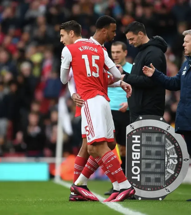 Framed Print : Arsenal's Kiwior Replaces Gabriel against Crystal Palace (Premier League 2022-23)