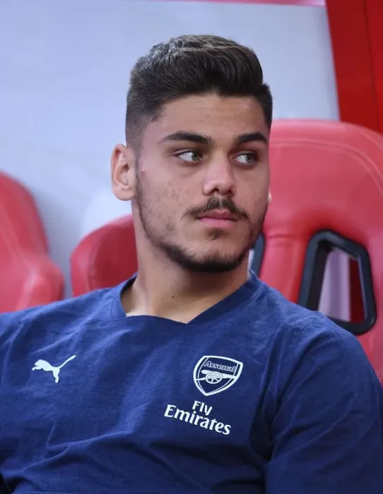 Framed Print : Arsenal's Konstantinos Mavropanos Prepares for Atletico Madrid Showdown in 2018 International Champions Cup Framed Print : Arsenal's Konstantinos Mavropanos Prepares for Atletico Madrid Showdown in 2018 International Champions Cup