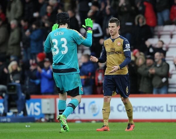 Arsenal's Koscielny and Cech: United in Victory (Bournemouth v Arsenal 2015-16)