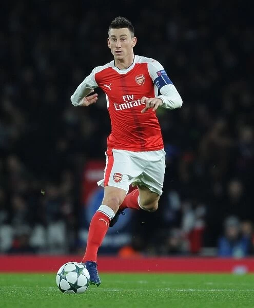 Arsenal's Koscielny Faces Off Against PSG in Champions League Showdown