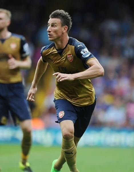 Arsenal's Koscielny Focuses in High-Stakes Crystal Palace Clash (August 2015)