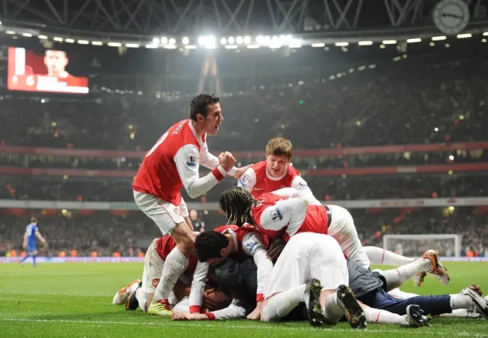 Framed Print : Arsenal's Koscielny and Teammates Celebrate Second Goal Against Everton, 2011 (2:1) Framed Print : Arsenal's Koscielny and Teammates Celebrate Second Goal Against Everton, 2011 (2:1)
