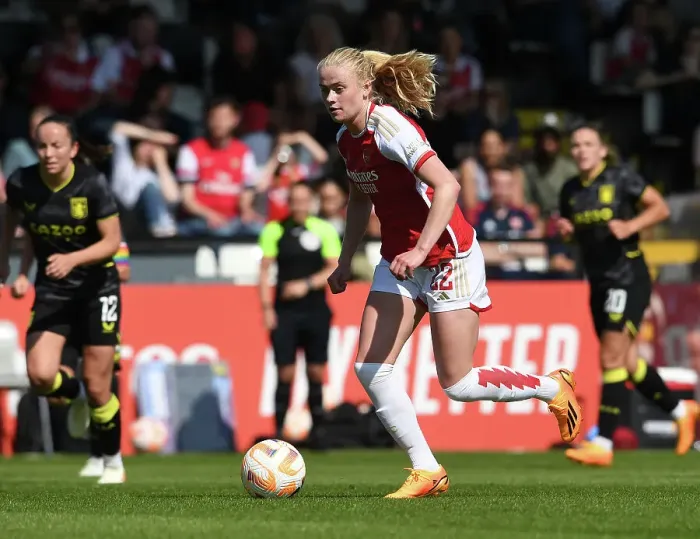 Framed Print : Arsenal's Kuhl Shines in Showdown against Aston Villa: FA Women's Super League