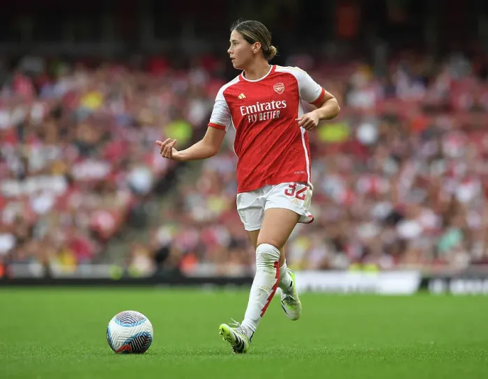 Framed Print : Arsenal's Kyra Cooney-Cross Shines: Arsenal Women vs. Liverpool Women, Barclays WSL 2023-24