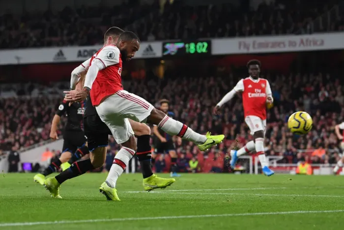 Framed Print : Arsenal's Lacazette in Action against Crystal Palace (2019-20) Framed Print : Arsenal's Lacazette in Action against Crystal Palace (2019-20)