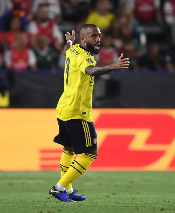 Framed Print : Arsenal's Lacazette Faces Bayern Munich in 2019 International Champions Cup Framed Print : Arsenal's Lacazette Faces Bayern Munich in 2019 International Champions Cup