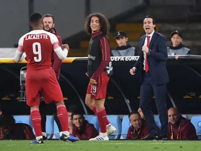 Framed Print : Arsenal's Lacazette Scores in Europa League Quarterfinal against Napoli, Guendouzi and Emery Celebrate