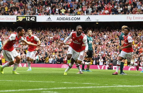 Arsenal's Lacazette Scores Thrilling Opener in 2019-20 Premier League Debut Against Burnley