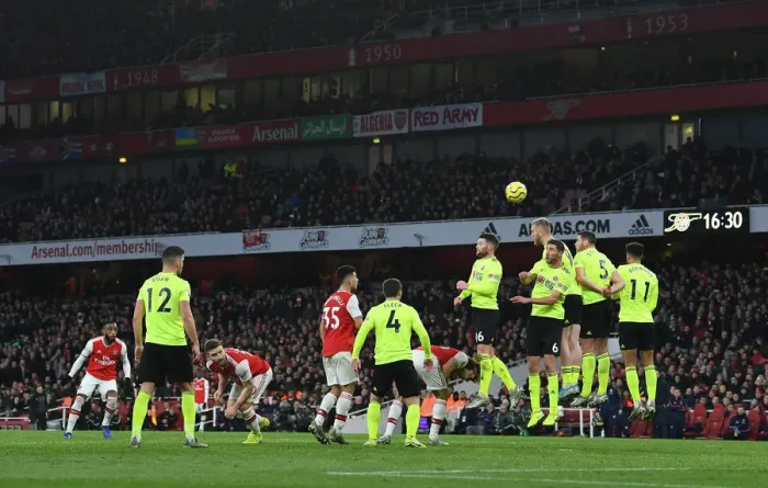 Framed Print : Arsenal's Lacazette Takes Free Kick Against Sheffield United, Premier League 2019-20