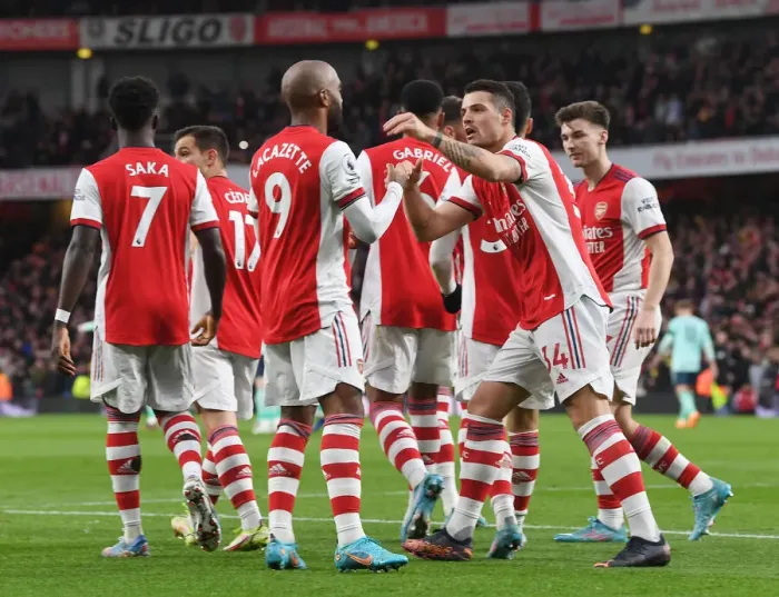 Framed Print : Arsenal's Lacazette and Xhaka Celebrate Goals Against Leicester City (2021-22)
