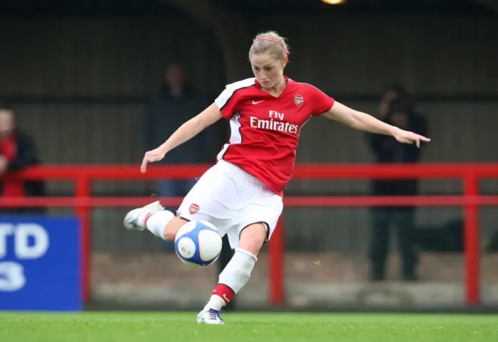 Framed Print : Arsenal's Laura Coombs Scores Nine Goals Against PAOK Thessaloniki in UEFA Women's Champions League