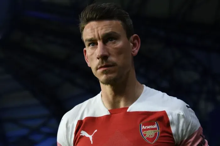 Framed Print : Arsenal's Laurent Koscielny in Action against Al-Nasr Dubai SC (2018-19) Framed Print : Arsenal's Laurent Koscielny in Action against Al-Nasr Dubai SC (2018-19)