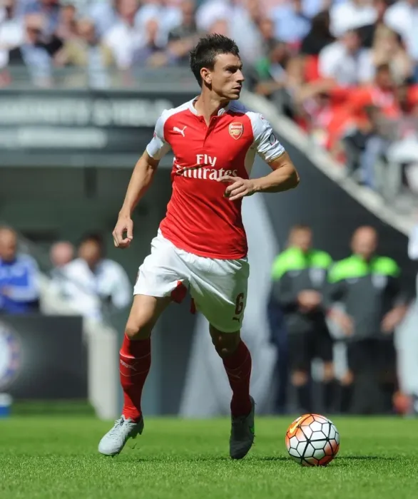 Framed Print : Arsenal's Laurent Koscielny in Action: Arsenal vs. Chelsea - FA Community Shield 2015-16 Framed Print : Arsenal's Laurent Koscielny in Action: Arsenal vs. Chelsea - FA Community Shield 2015-16